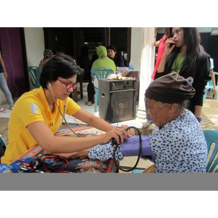 Pengobatan Gratis di Jatibarang